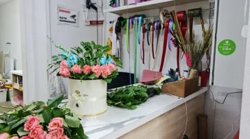 Цветочный магазин Flower place на Новозаводской улице  на сайте Filevskiy.su