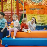 Детский центр Туса Джуса в Багратионовском проезде фото 10 на сайте Filevskiy.su