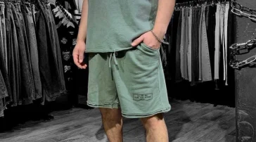 Магазин мужской одежды Discount msk фото 2 на сайте Filevskiy.su
